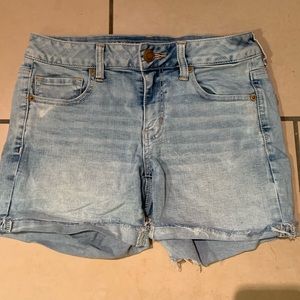 American eagle light wash distressed shorts sz 10